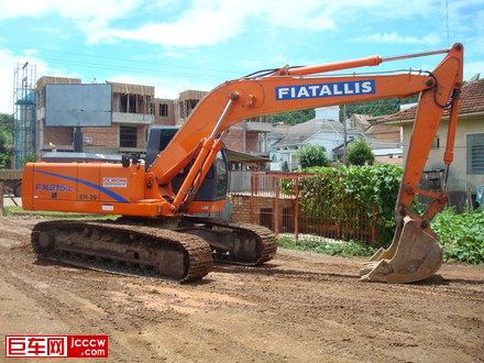 escavadeira hidraulica fiatallis fx 215 lc flores da cunha rs brasil__88980_4.jpg