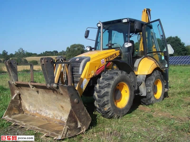 Construction_machinery_Backhoe_loader_TEREX_970_Elite-xxl-2134_4849777927.jpg