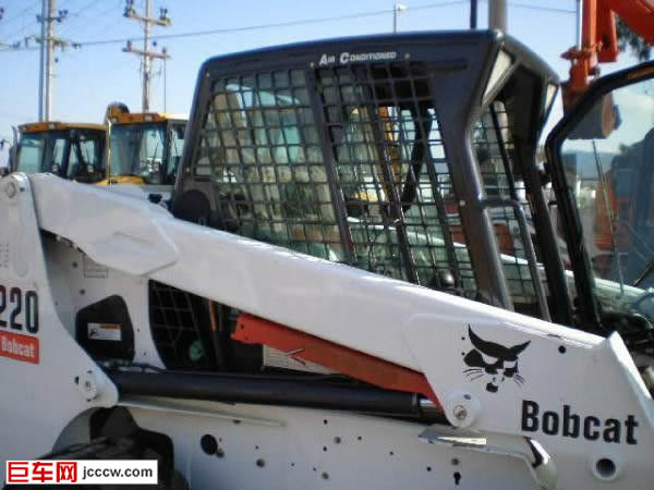 Bobcat-S220,9b6ef4c6.jpg