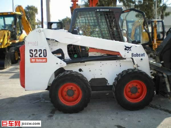 Bobcat-S220,497da096.jpg