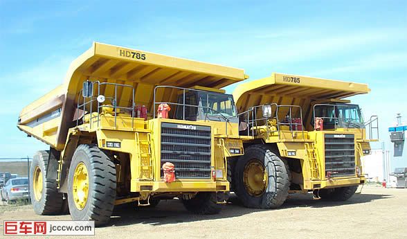 Komatsu-HD785-Mning-Truck.jpg