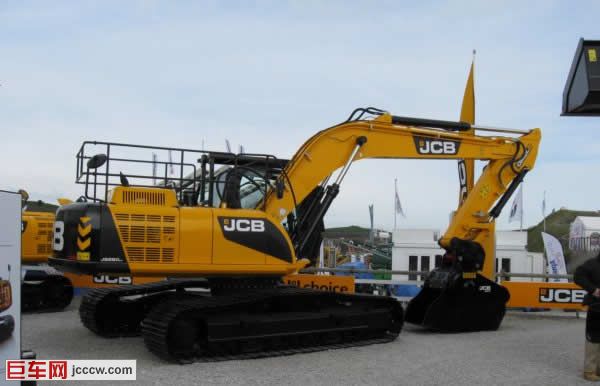 jcb (1).jpg