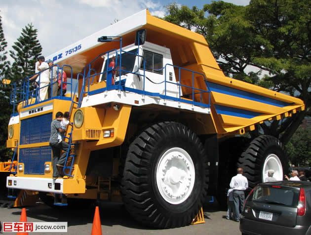 belaz-roquero.jpg