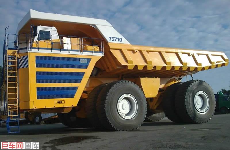 belaz 75710矿用卡车